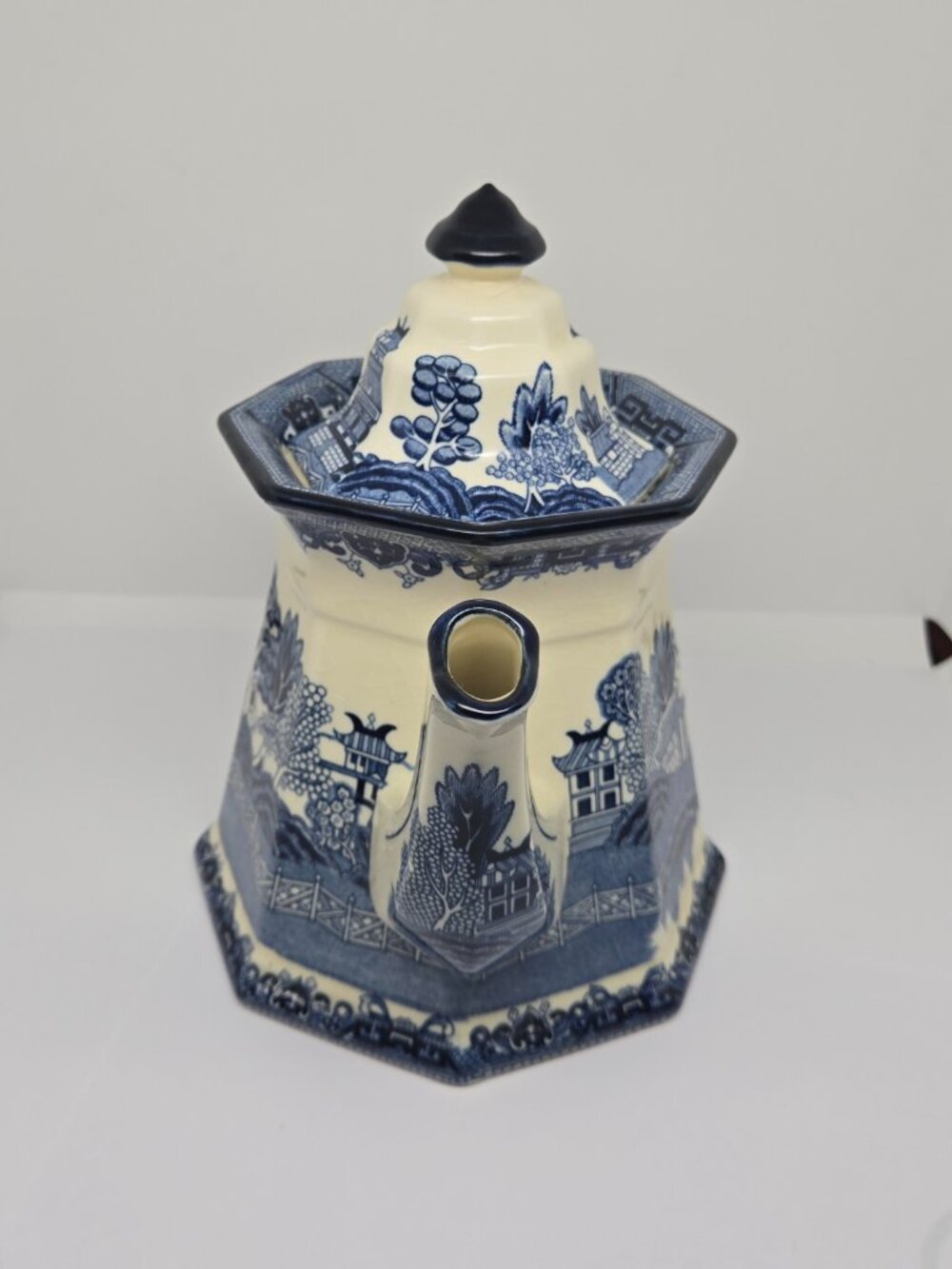 E&C Challinor Ironstone Willow Modern Production Ceramic Teapot, Blue and White - Picture 4 of 16
